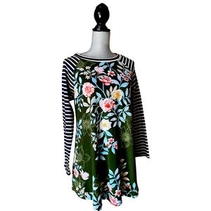 Egy Floral and Stripe Tunic Size Large or XL